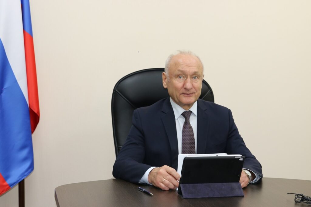 Структура 3 boxing ЧЛЕНЫ НАБЛЮДАТЕЛЬНОГО СОВЕТА